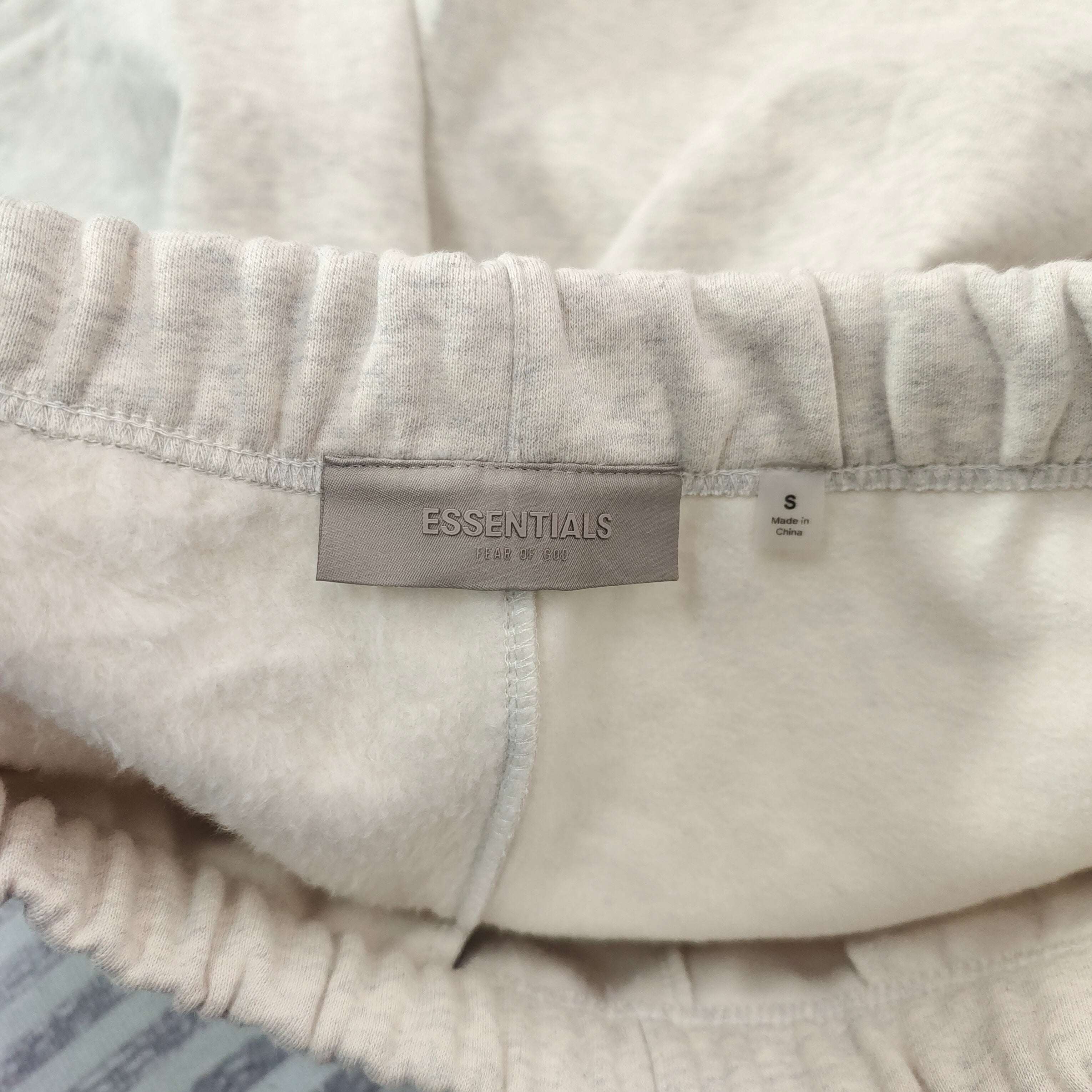 Fear of God ESSENTIALS Relaxed Sweat Shorts