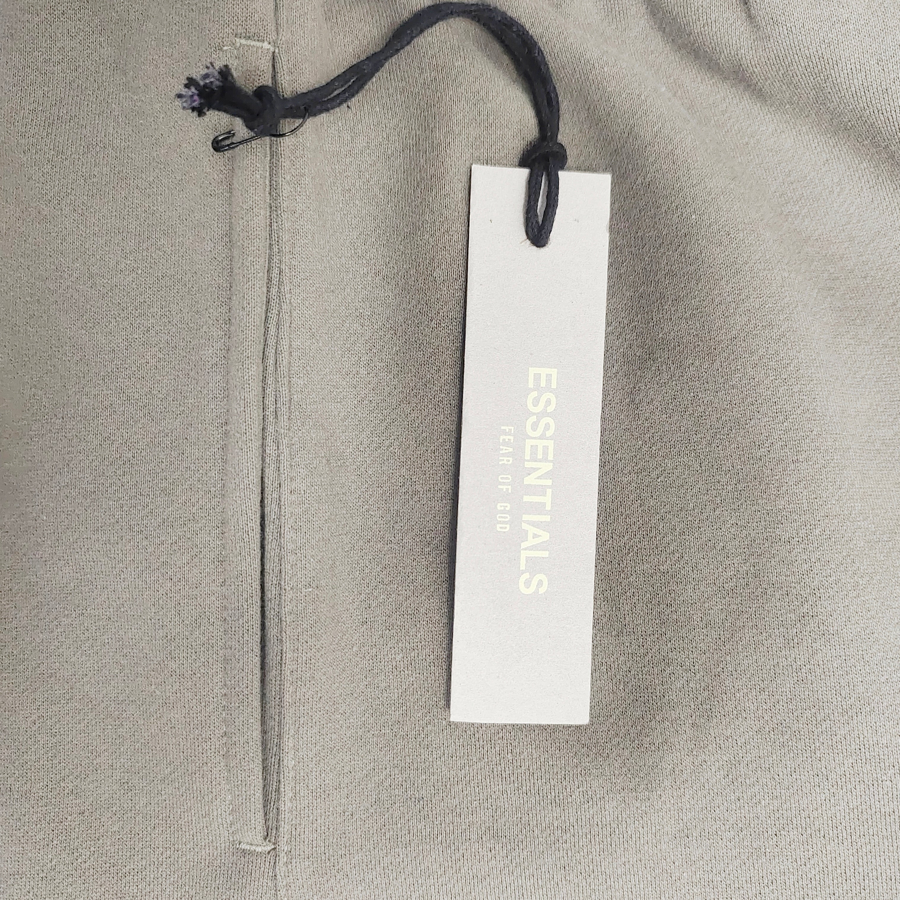 Fear of God ESSENTIALS Relaxed Sweat Shorts