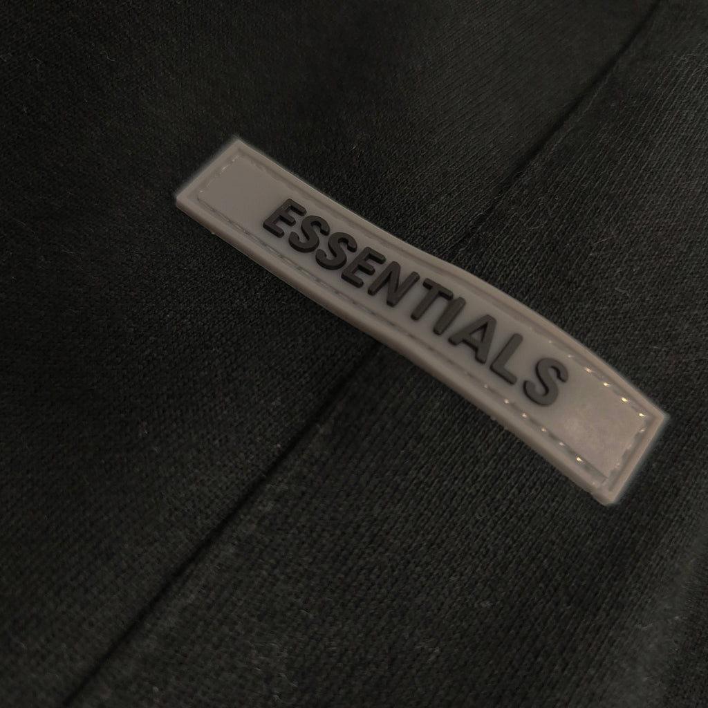 Fear of God ESSENTIALS Relaxed Sweat Shorts