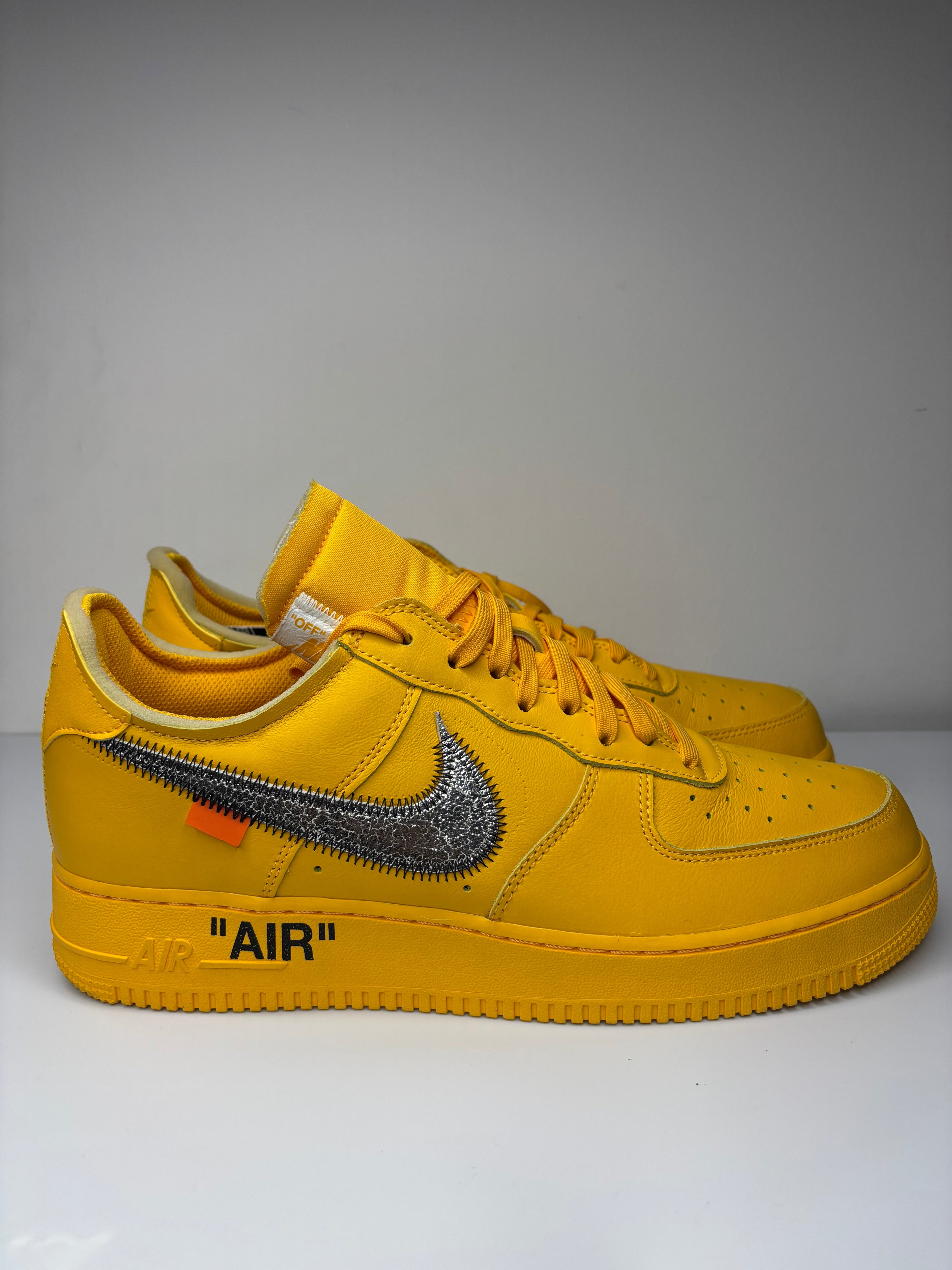 Nike Air Force 1 Low Off-White University Gold