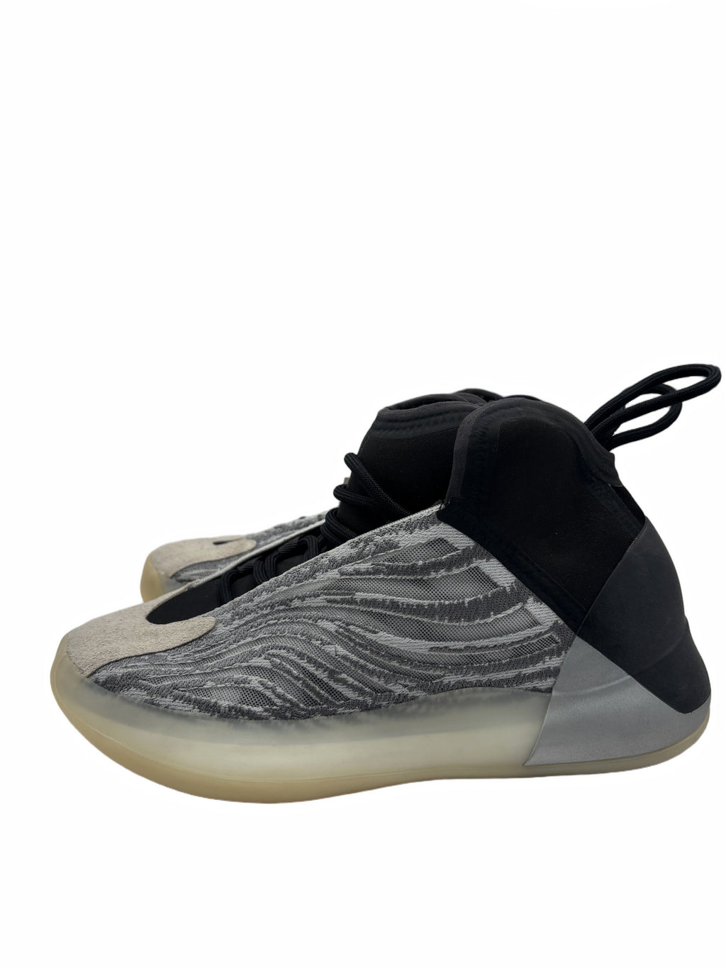 adidas Yeezy QNTM (Lifestyle Model)