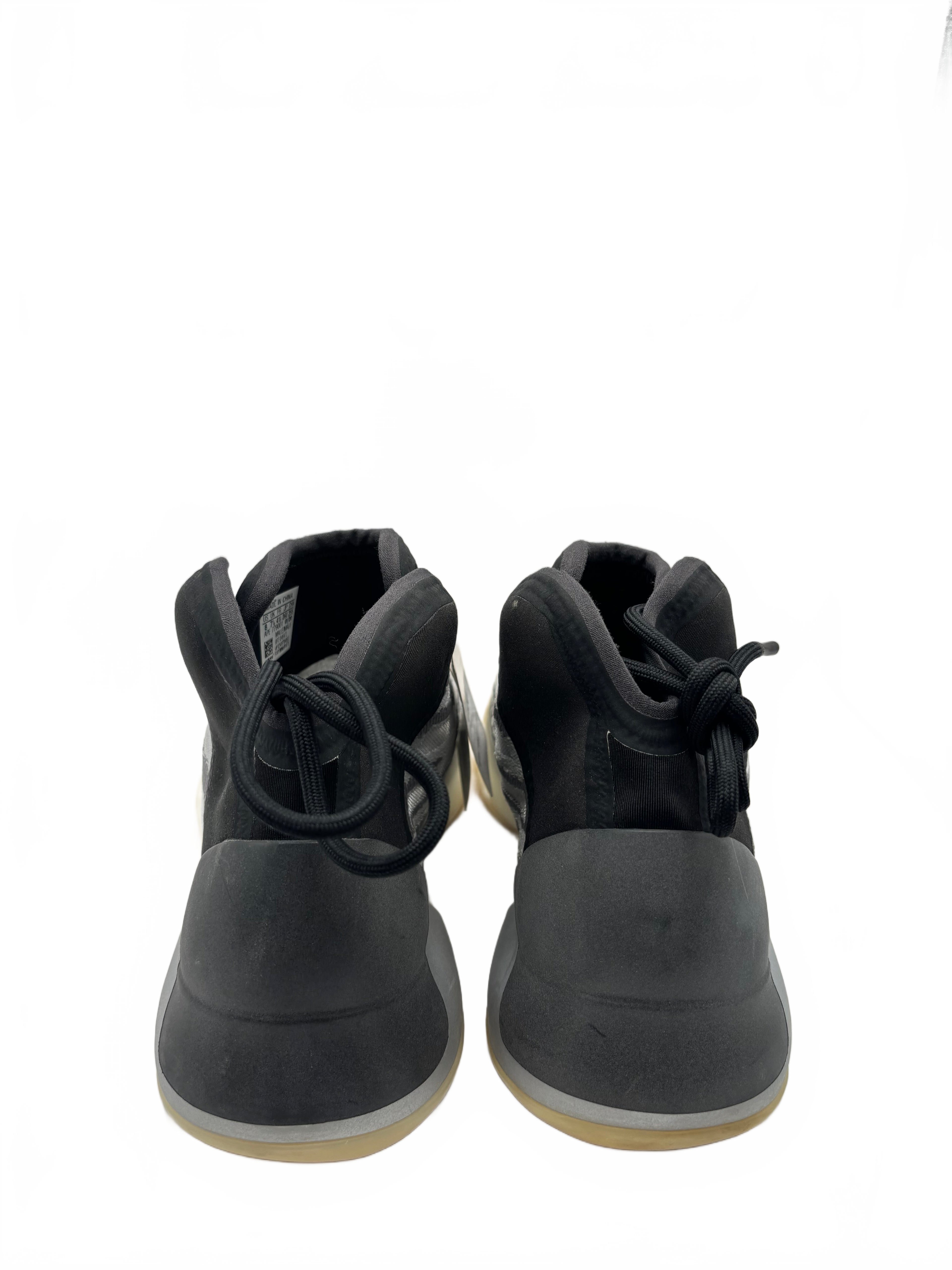 adidas Yeezy QNTM (Lifestyle Model)