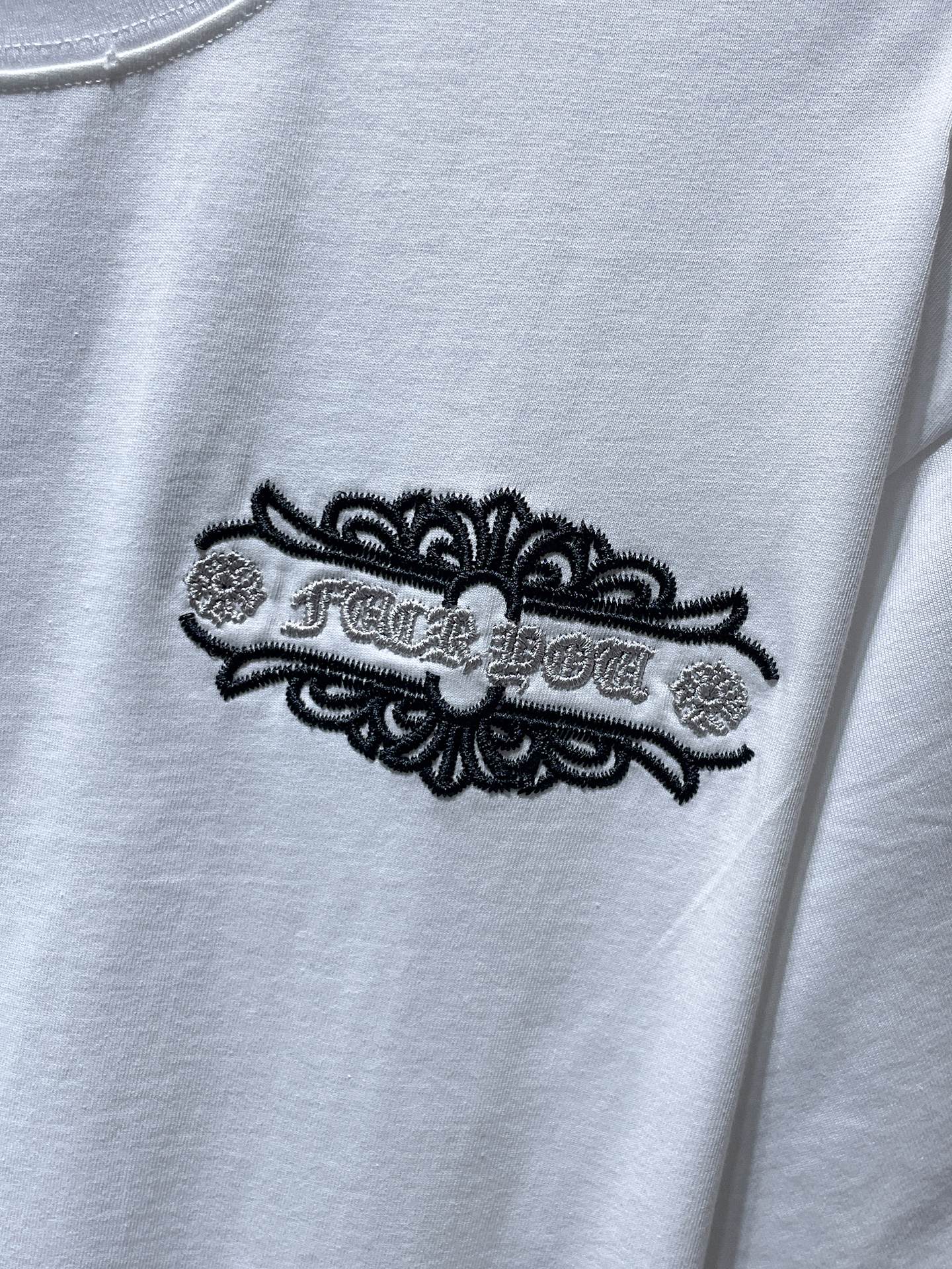 Chrome Hearts New T-shirts 8203